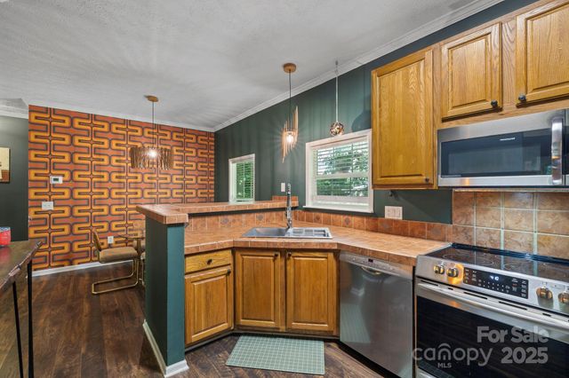 99 Indian Hill Drive, Leicester, NC 28748