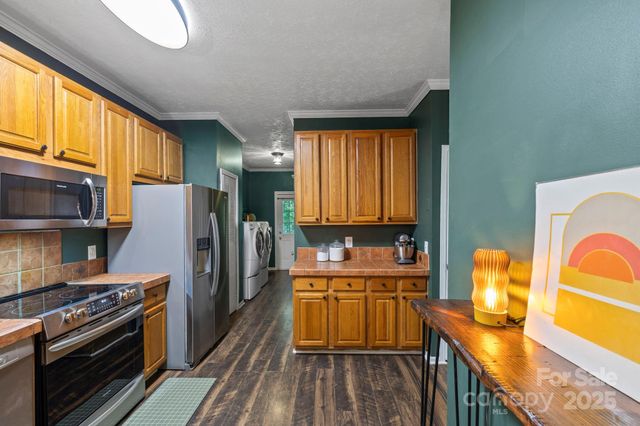 99 Indian Hill Drive, Leicester, NC 28748