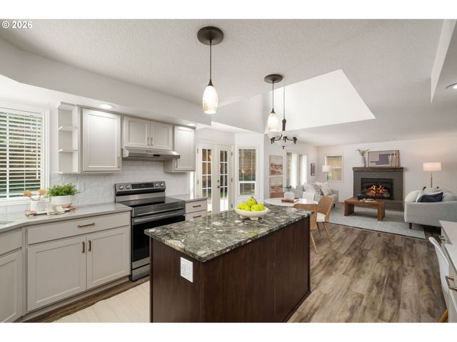 6475 Sw ARRANMORE Ct, Portland, OR 97223