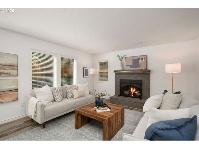 6475 Sw ARRANMORE Ct, Portland, OR 97223