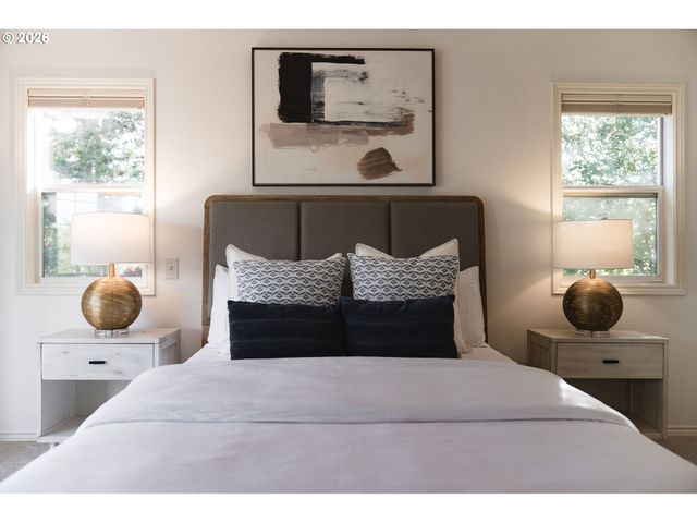 6475 Sw ARRANMORE Ct, Portland, OR 97223