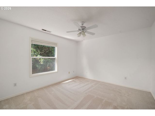 6475 Sw ARRANMORE Ct, Portland, OR 97223