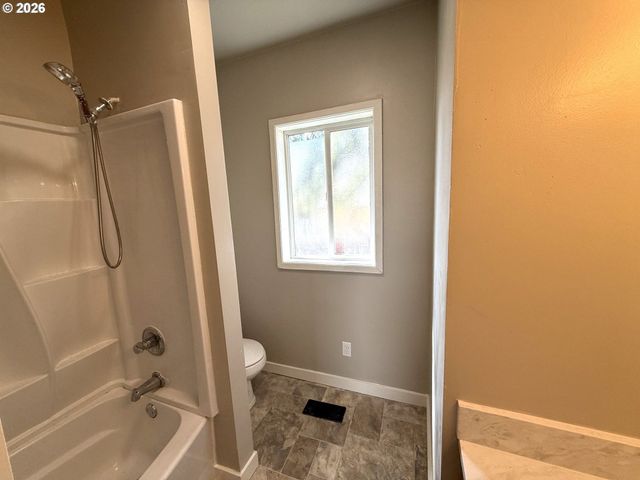 224 W Court St, Goldendale, WA 98620