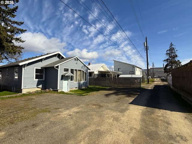 224 W Court St, Goldendale, WA 98620