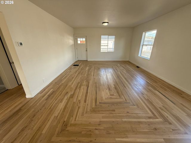 224 W Court St, Goldendale, WA 98620