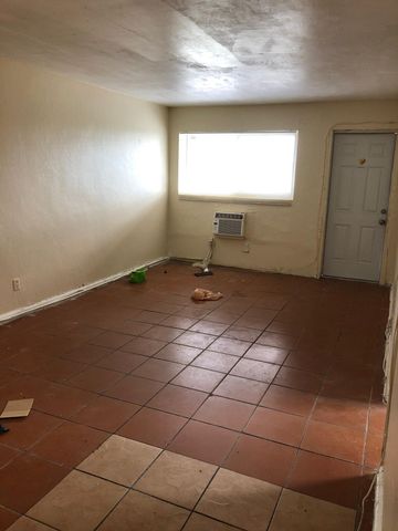 800 NW 11TH Avenue 5, Fort Lauderdale, FL 33311