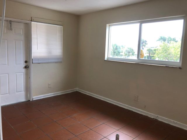 800 NW 11TH Avenue 5, Fort Lauderdale, FL 33311