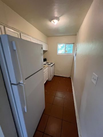 800 NW 11TH Avenue 5, Fort Lauderdale, FL 33311