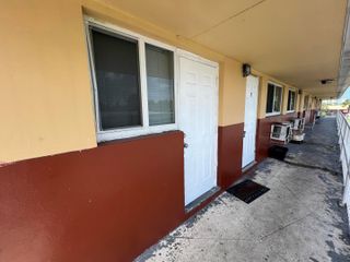 800 NW 11TH Avenue 5, Fort Lauderdale, FL 33311