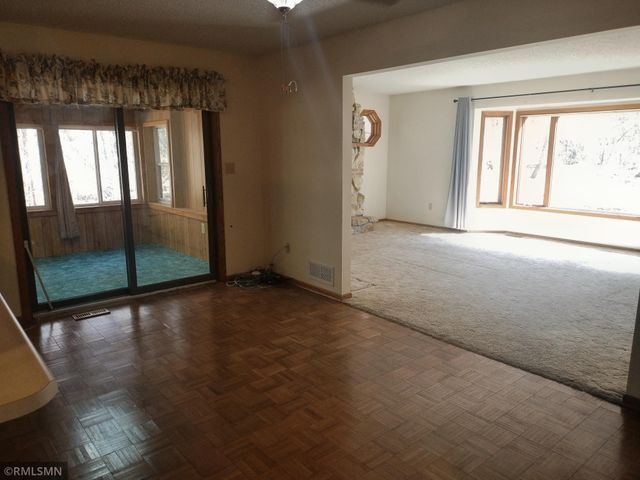 35343 Forest Boulevard, North Branch, MN 55056