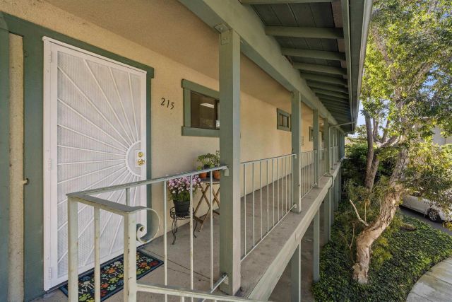 2605 Pico Place 215, San Diego, CA 92109