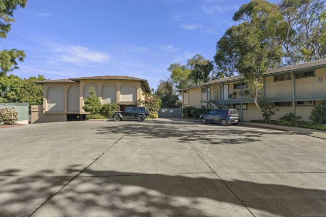 2605 Pico Place 215, San Diego, CA 92109