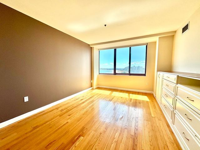 350 Revere Beach Blvd 11E, Revere, MA 02151