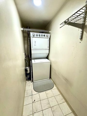 350 Revere Beach Blvd 11E, Revere, MA 02151