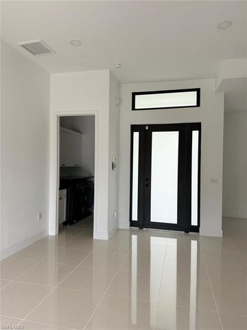 505 E 8th ST, Lehigh Acres, FL 33972