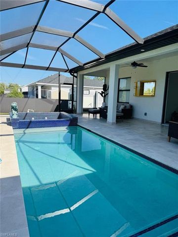 505 E 8th ST, Lehigh Acres, FL 33972