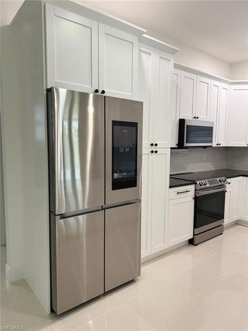 505 E 8th ST, Lehigh Acres, FL 33972