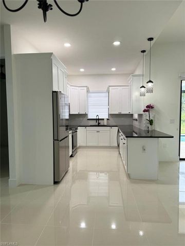 505 E 8th ST, Lehigh Acres, FL 33972