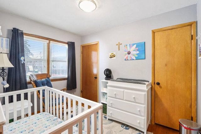 614 Lemira AVENUE, Waukesha, WI 53188