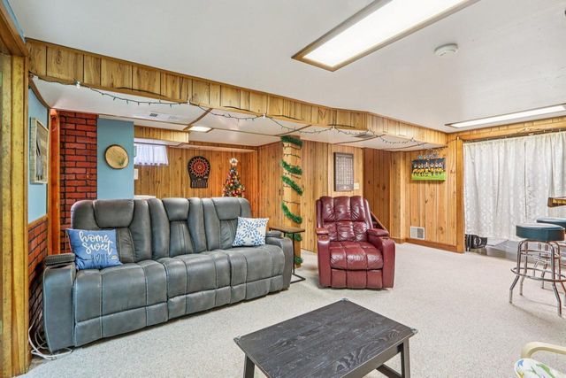 614 Lemira AVENUE, Waukesha, WI 53188