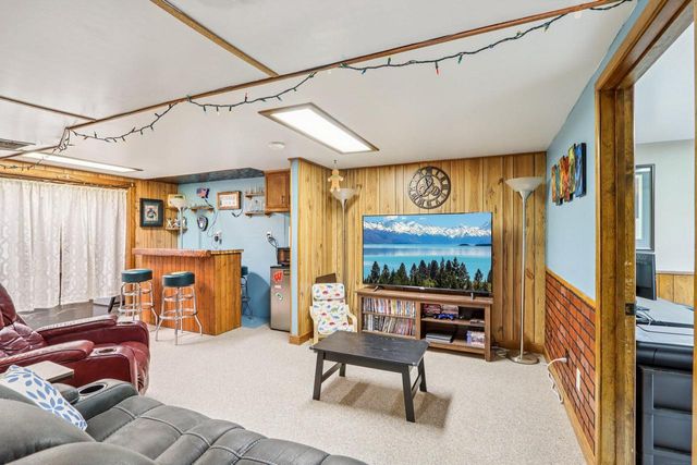 614 Lemira AVENUE, Waukesha, WI 53188