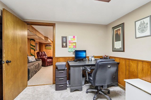 614 Lemira AVENUE, Waukesha, WI 53188