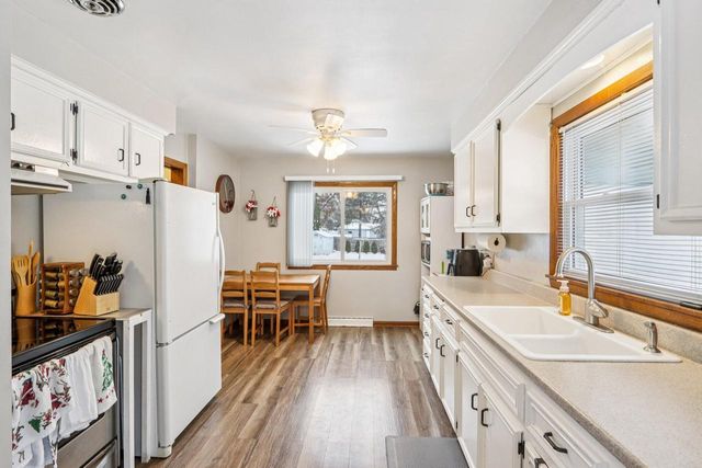 614 Lemira AVENUE, Waukesha, WI 53188