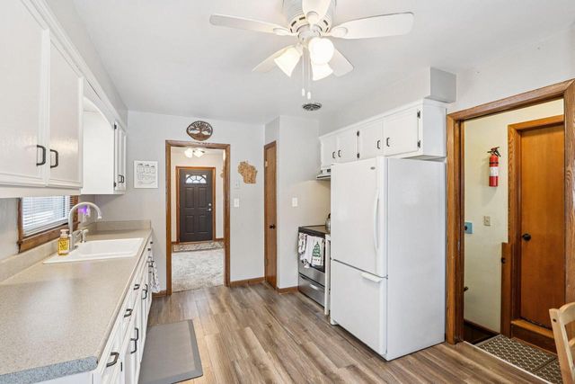 614 Lemira AVENUE, Waukesha, WI 53188