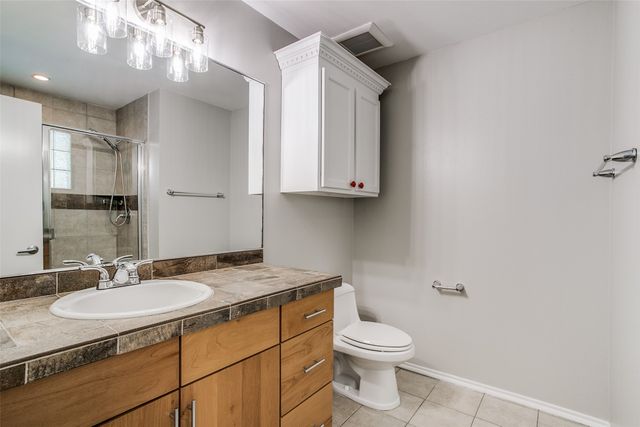 4616 W Lovers Lane 210, Dallas, TX 75209