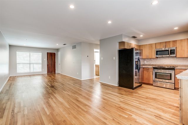 4616 W Lovers Lane 210, Dallas, TX 75209