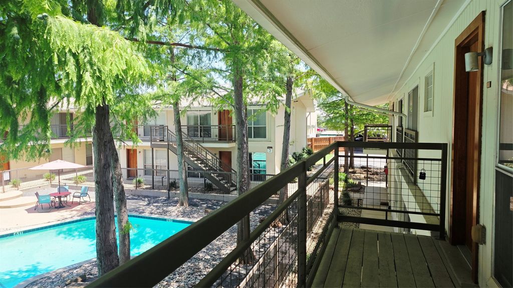 4616 W Lovers Lane 210, Dallas, TX 75209