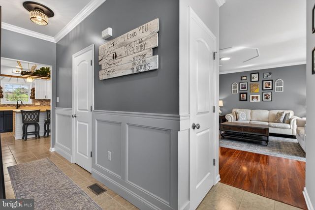 25 THOROUGHBRED DR, York Haven, PA 17370