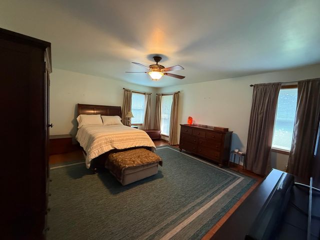 3216 W Greenbriar Lane, La Porte, IN 46350