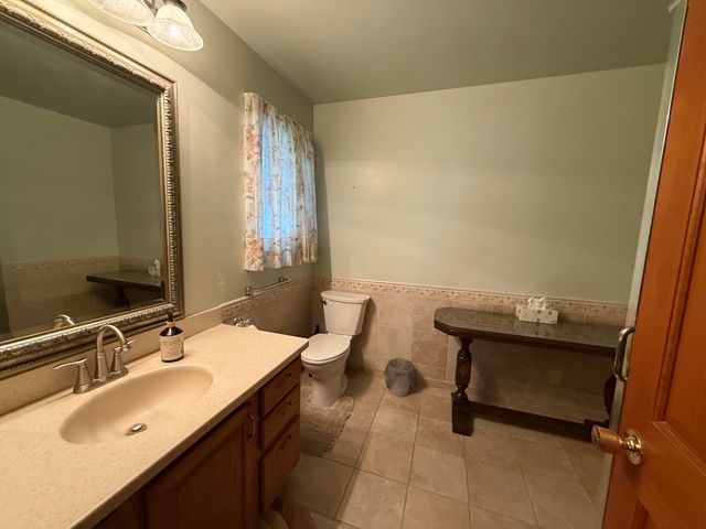 3216 W Greenbriar Lane, La Porte, IN 46350