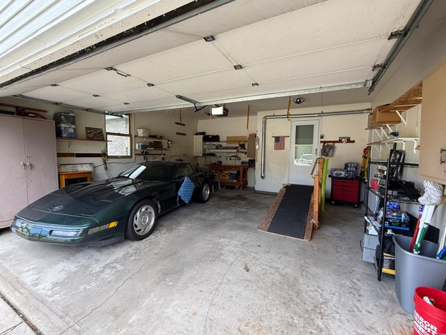 3216 W Greenbriar Lane, La Porte, IN 46350