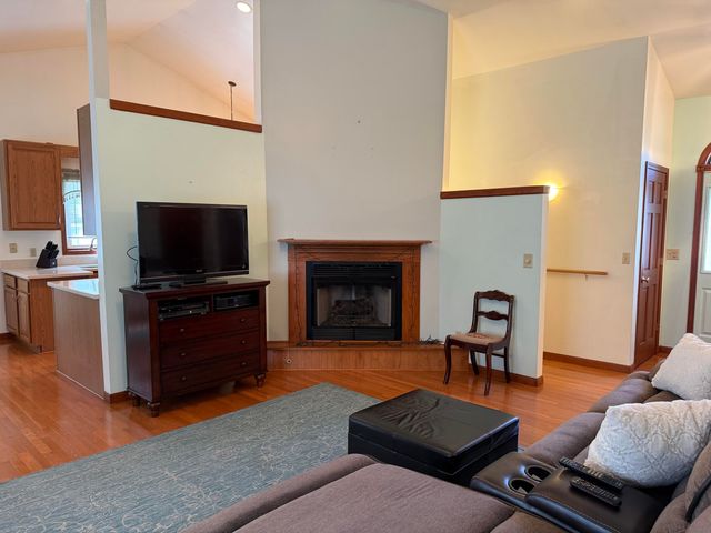 3216 W Greenbriar Lane, La Porte, IN 46350