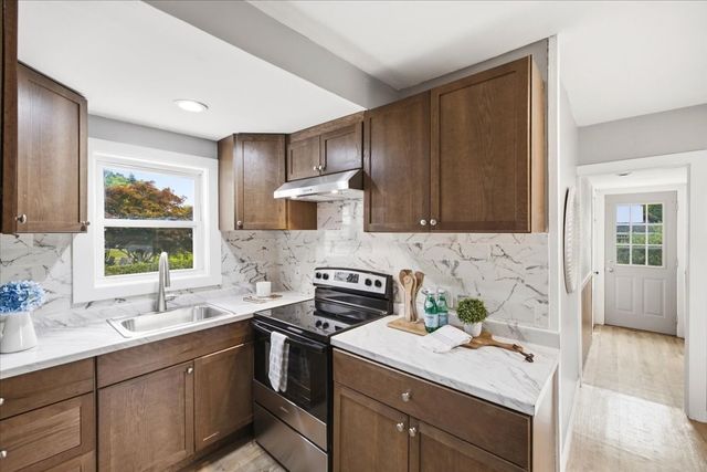 84 Atherton St 1, Stoughton, MA 02072