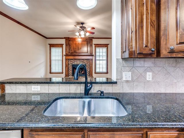 2121 Mill Creek Way, Choctaw, OK 73020