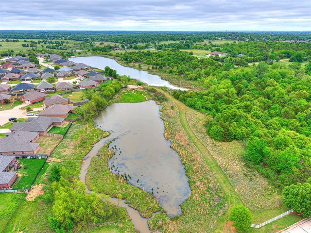 2121 Mill Creek Way, Choctaw, OK 73020