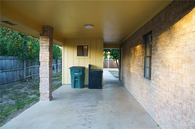 1511 Barnes Street, Mission, TX 78572
