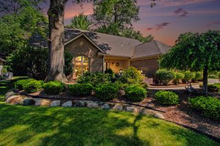 14017 Towering Oaks Drive, Shelby Twp, MI 48315