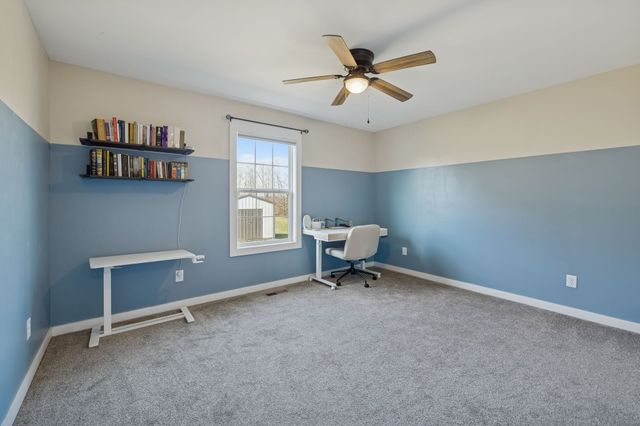 1521 Wixtown Rd, Westmoreland, TN 37186