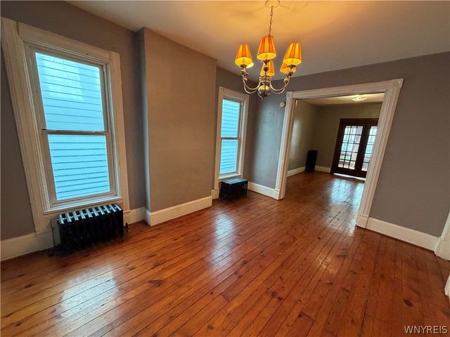 49 15th Street LOWER, Buffalo, NY 14213