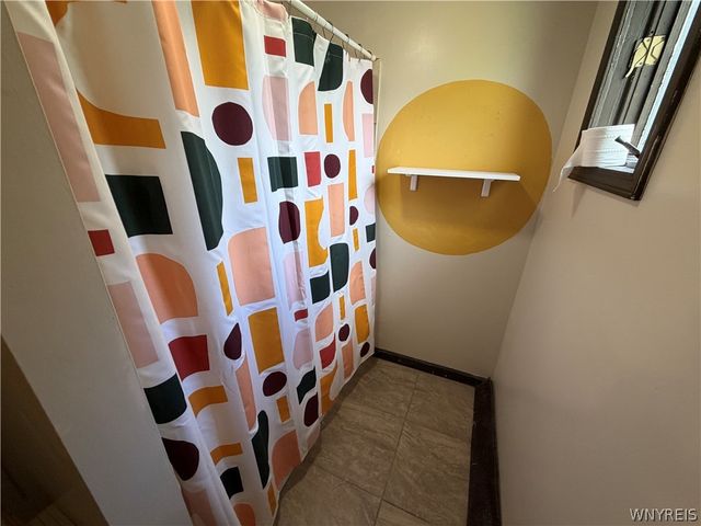 49 15th Street LOWER, Buffalo, NY 14213
