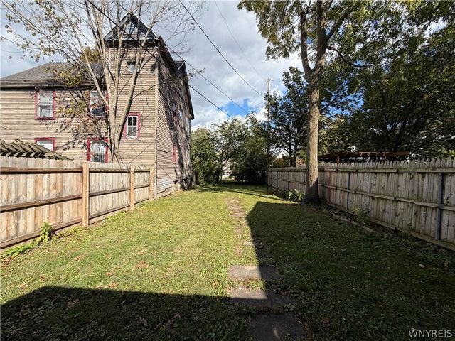 49 15th Street LOWER, Buffalo, NY 14213
