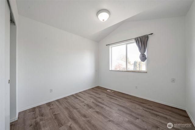 9925 S 242nd Place, Kent, WA 98030