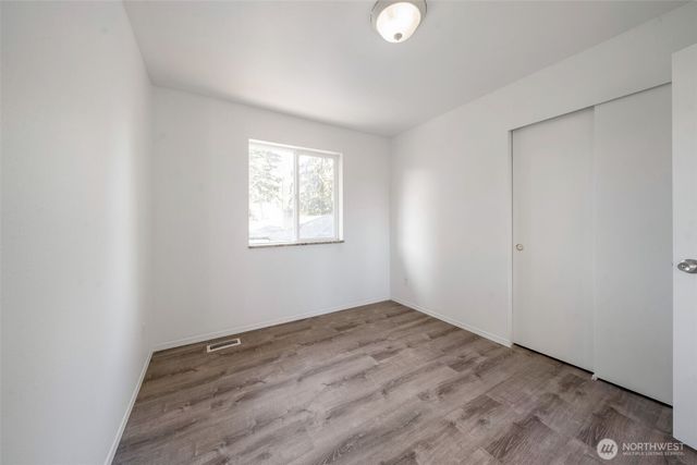 9925 S 242nd Place, Kent, WA 98030
