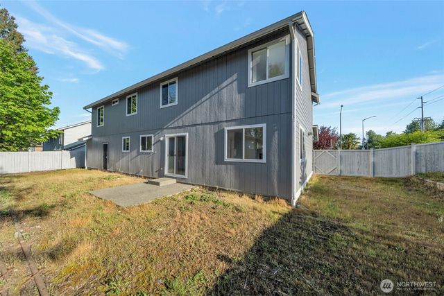 9925 S 242nd Place, Kent, WA 98030