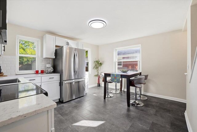 5506 N 26th STREET, Glendale, WI 53209