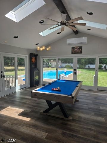 19 Knox Ter, Totowa Boro, NJ 07512